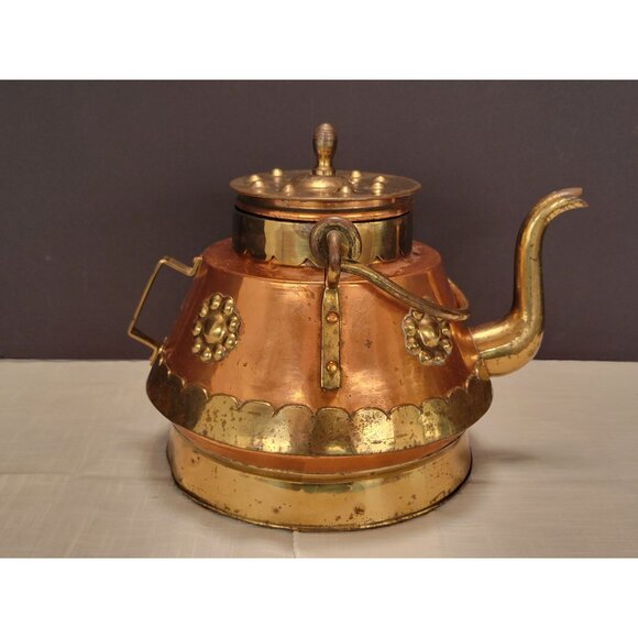 Large Vintage Brass & Copper Teapot Kettle W/ Removable Lid Made in Belgium - Picture 2 of 12
